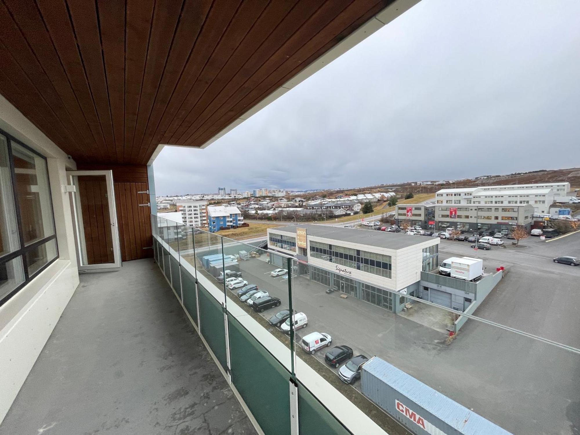 Modern And Spacious 3 Bedroom Apartment In Kopavogur Рейкьявик Экстерьер фото